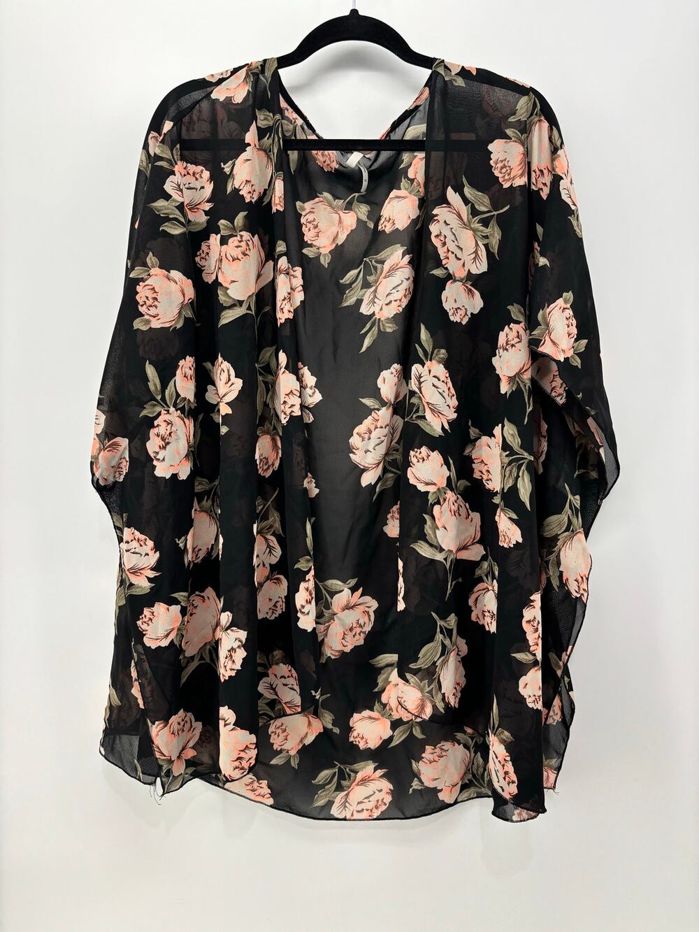 Live 4 Truth Women’s Plus Size 3X Kimono Rose Floral Black Peach